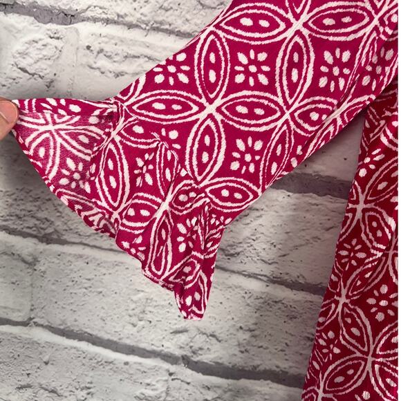 SUSAN GRAVER Women's L Pink White Rayon‎ 3/4 Flare Sleeve Boho Keyhole Tunic Top - Picture 4 of 11